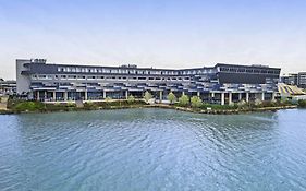 Mercure Melbourne Caroline Springs